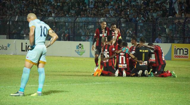 Persela Lamongan VS Persipura Jayapura