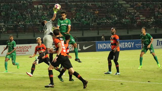 Perseru Serui vs Persebaya Surabaya
