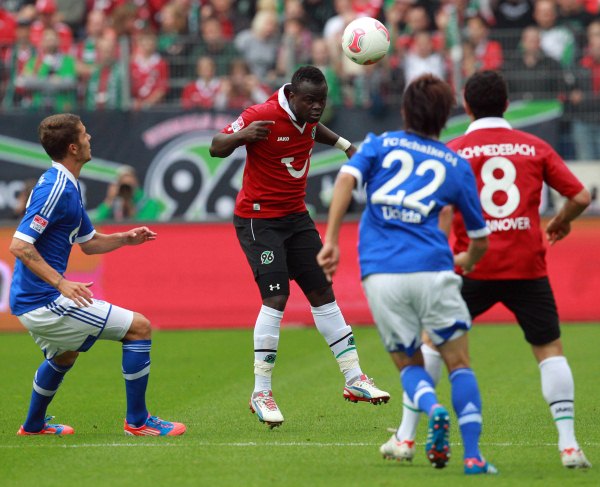 Prediksi Bola Akurat Schalke 04 Vs Hannover 03 November 2018